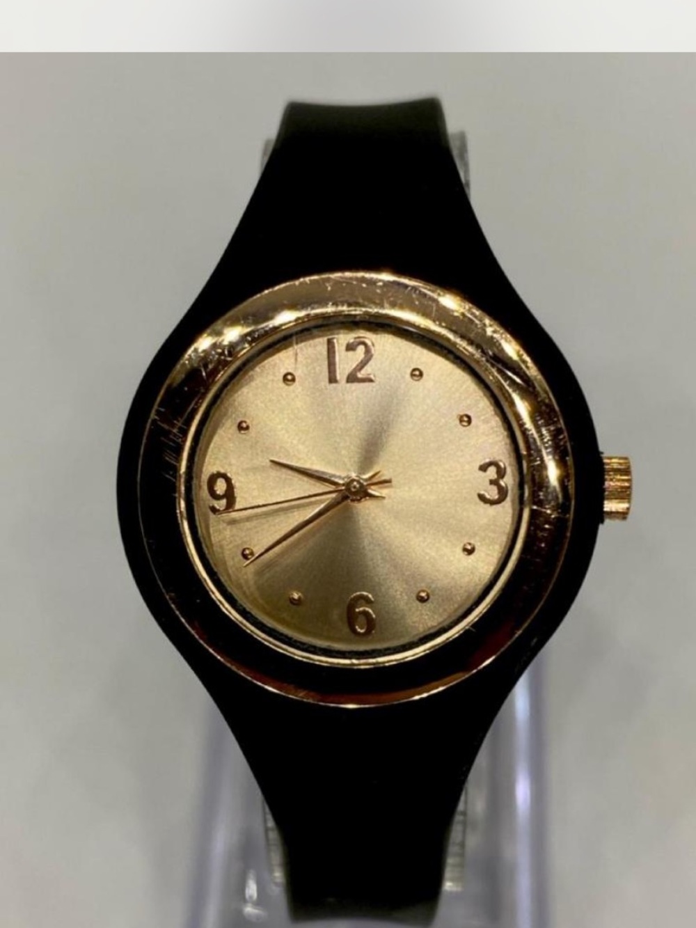 Ladies *** Gold Dial Black Silicone  Band Minimalist Watch  ^^^